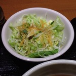 ゴチソウ - 定食につくサラダ