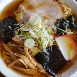 そば処 ひろ - 冷たい中華そば(700円)大盛(100円)