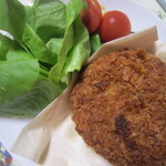 ハウスメッツガー・ハタ - ズッシリくるキャベツメンチ