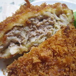 ハウスメッツガー・ハタ - お肉もキャベツもたっぷり