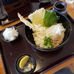 蒜山本格手打うどん やす坊 - 