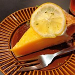 カフェ 寛味堂 - 料理写真:レモンカスタード 酸味がキュッと利いてて美味しい~