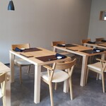 王将寿司 - テーブル席