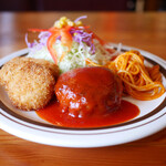 グリル＆コーヒー はせがわ - 料理写真:ハンバーグ＆ヘレカツ