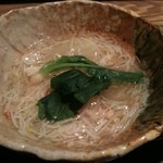 松葉カニの餡かけ。カニの旨味に脳が喜びます。