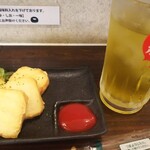すいば - 緑茶割り250円       豆腐ナゲット220円 （4個）