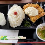 BIG LUNCH - チキン南蛮定食、ご飯大盛り