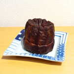 Shifukunoki - カヌレ（￥200）。焼き菓子の中でも特殊な食感で、見掛けるとつい買ってしまう