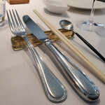 ル　ピニョン - カトラリーは仕様の都度交換されます。