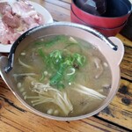 藍鱗 - きのこ汁 400円