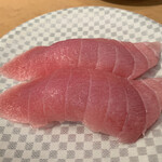 廻鮮寿司 塩釜港 - 「中トロ」は２皿頼んで、残った一貫はジャンケンでした（笑）