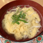 廻鮮寿司 塩釜港 - 「白魚卵とじ汁」は、さっぱり味で好みでした(*'-')b OK!