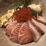 KINKA sushi bar izakaya - もう少し炙った感は欲しいですが、ご飯も酢飯で美味しいです。