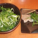 焼肉 韓亭 - 『ねぎ巻き』！(ねぎを巻いて食べる)