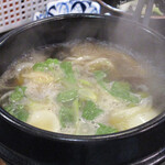 和がや - 肉汁爆発餃子（スープ）