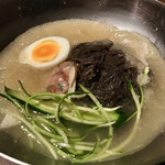 焼肉 冷麺 ユッチャン。 - 葛冷麺！シャーベット状のスープが本当に神