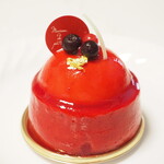 メゾン・ド・プティ・フール - ルージュ・ルージュ