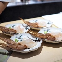 銀座 結絆 - 第一幕【北海道産特大毛蟹】
                    "昆布出汁洗い氷締め"