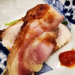 鳥田中 - 七谷地鶏（腿肉と胸肉）タタキ かんずりソース