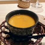 すし うえだ - 定番のチーズ入り茶碗蒸し、淡路島の玉ねぎあんかけ