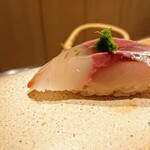 すし うえだ - 鯵