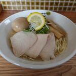 麺屋 春花 - クリア煮玉子(970円)