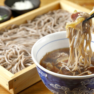 ランチで人気のつけ麵そば