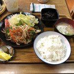 びっくり屋飲食店 - 焼肉定食