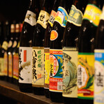 Okinawa Paradaisu - 棚に並ぶお酒