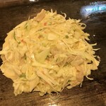 Okonomiyaki Teppanyaki Tokugawa - 焼き焼き中