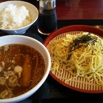 龍ちゃん食堂 - 麺に対してつけ汁が多めです(;´д｀)