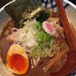 Hanabishi - 花そば醤油。鰹と煮干の濃厚鶏スープ。