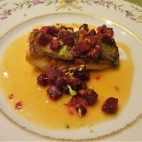 ビストロ ボンファム - Menu madam：魚料理（鮎魚女のポワレ、デーツのソース）