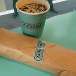 CUBAN SANDWICH & DELI AHINAMA - オーガニック・キューバコーヒー（HOT or ICED）