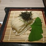 神戸牛と蟹料理 眞 - 稲庭うどん。