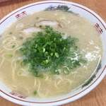 安全ラーメン - 「大盛ラーメン」（670円）いただきました。