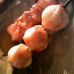 Kamekame Sennin - 若鶏のもも串、うづらの卵豚バラ巻き