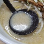 嗚呼！ラーメン 豚の花道 - スープ
