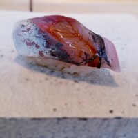 鮨 なんば 日比谷 - 淡路の鯵　37℃/20℃　舎利/種