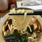 Tachiguisobaakebono - 紅生姜天うどん480円