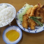 ひばり食堂 - ●フライの盛り合わせ　３５０円？●ご飯　１８０円？