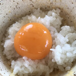 たま姫キッチン うふ - 卵黄で卵かけご飯