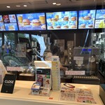 マクドナルド - 店内カウンター