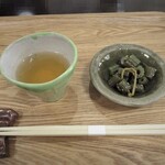 Sobazukino Mise Gan - 蕎麦茶と小皿♪