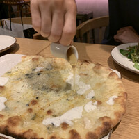 オービカ モッツァレラバー 横浜店 - 