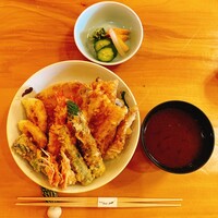 てんぷら 山の上 Roppongi 東京ミッドタウン店 - 特製天丼