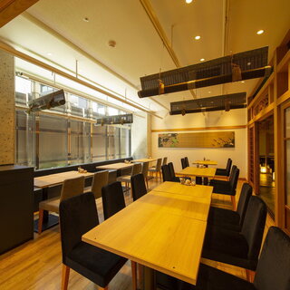 26~32位·餐桌席位|充滿木質溫情的現代日式風格