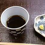 味心 すず木 - うどんのつゆ。これが濃いめで、絶品！