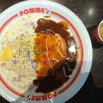 Pomu No Ki - ハヤシソース＆ベーコンチーズクリームオムライス（S）