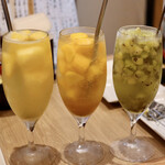 串揚げと泡酒 明日源 - 凍結フルーツサワー３種
